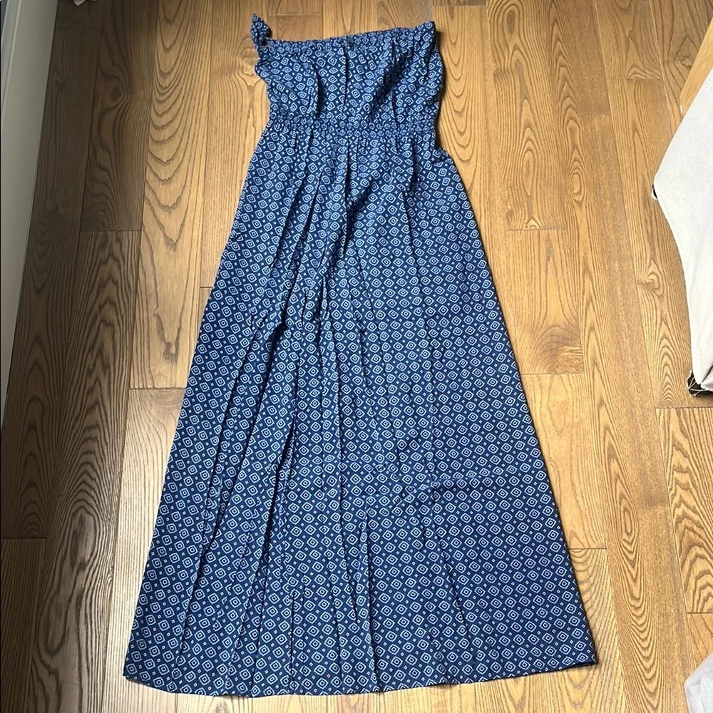 Abercrombie & Fitch Navy sleeveless flowy Blue Patterned Dress